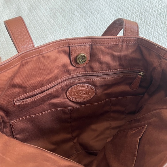Fossil leather tote - Picture 3 of 5
